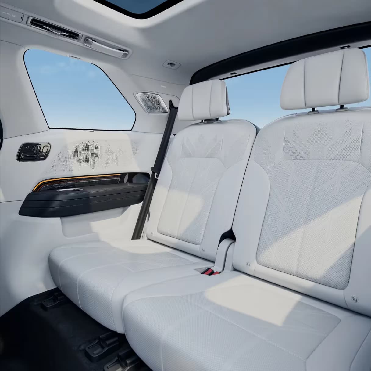 The third row offers both seating and reclining options, with each seat being extremely luxurious.