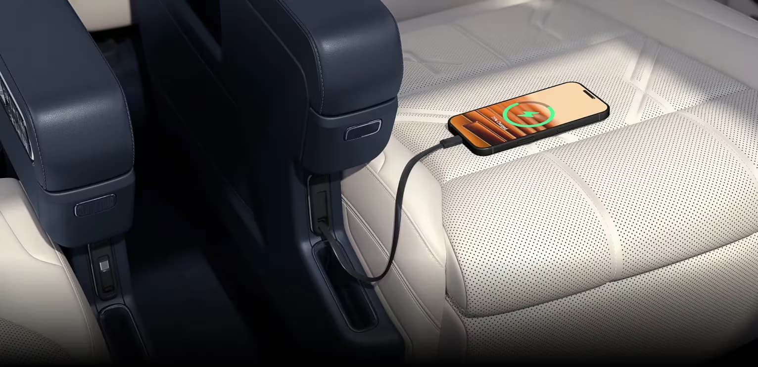 Fast charging retractable cable